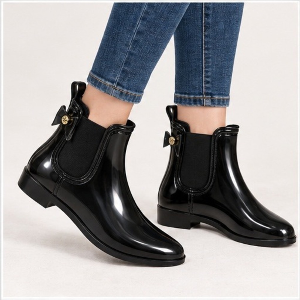 Catherine Malandrino Brielle Bow Chelsea Rain Boots Black High Gloss Waterproof